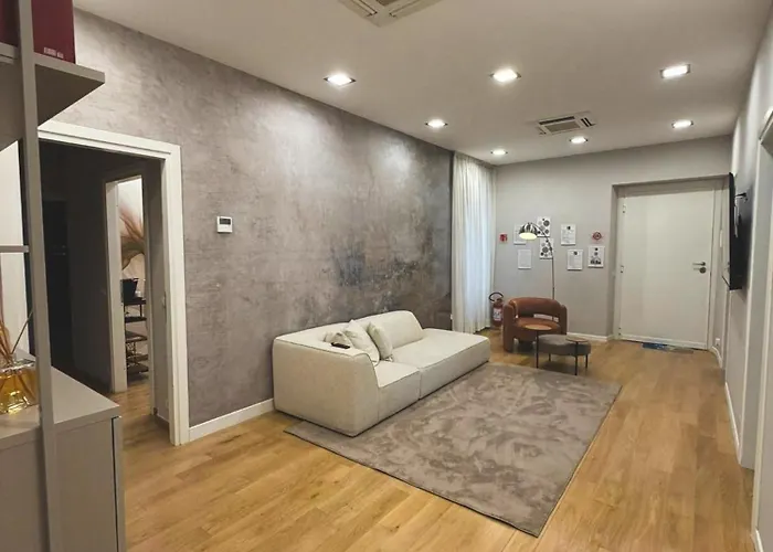 Apartment B-stay Via Ulpiano 47 *